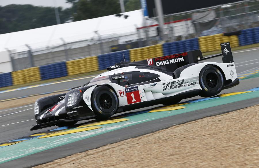  Porsche 919 Hybrid 2016 года  (фото 7 из 21)